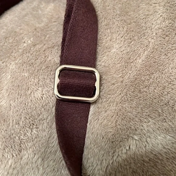 Like new COACH Cross Body Bag. Used once, no tears or stains. - Picture 9 of 11